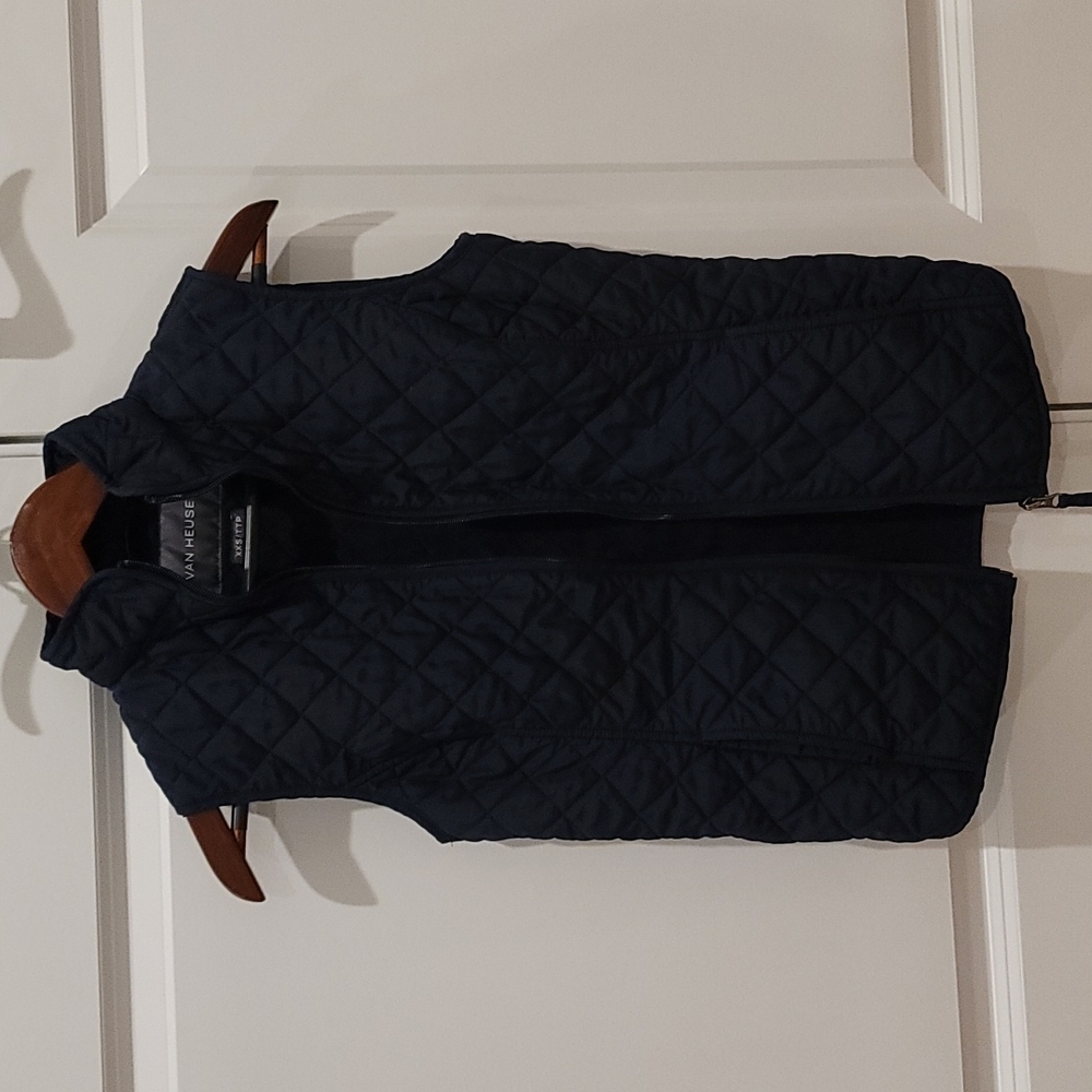 Van Heusen quilted navy vest